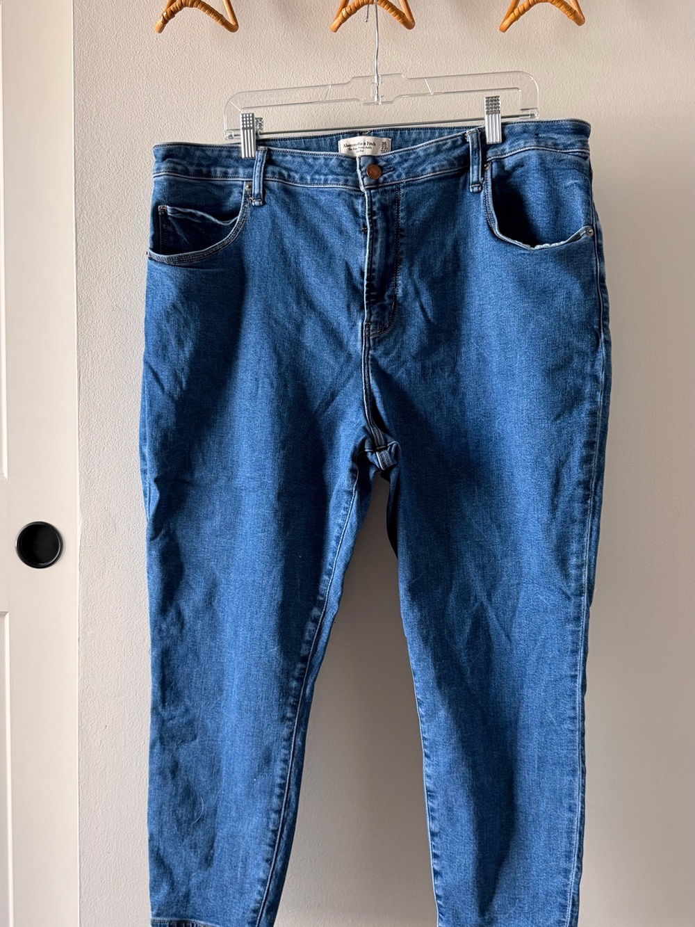 Abercrombie & Fitch Women's Skinny Jeans in Blue Denim